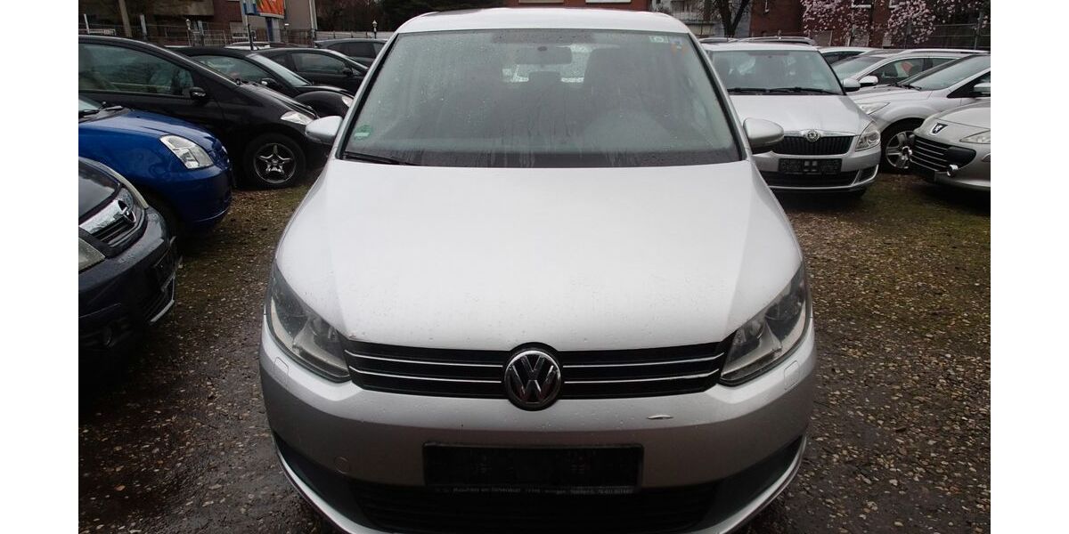 VW Touran 289.000 km 5.499 &euro; Oberhausen 46149