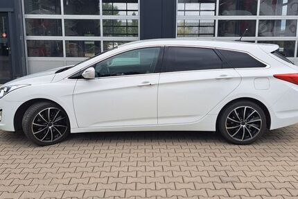 Hyundai i40 98.000 km 7.950 &euro; Datteln 45711