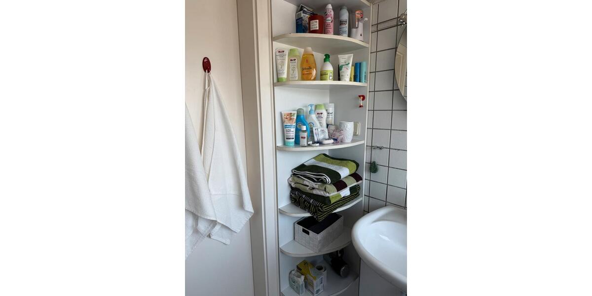 Dachgeschoßwohnung Essen Frillendorf - 2.5 Zimmer, 60 m&sup2;, 720&euro; | Angebot:24996965