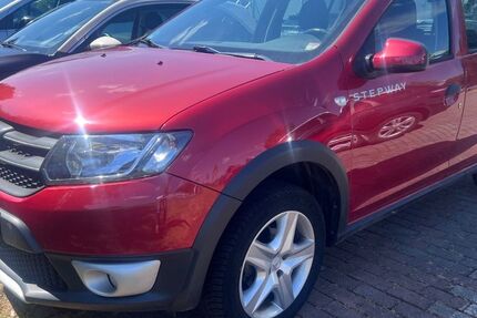 Dacia Sandero 119.000 km 4.990 &euro; Recklinghausen 45657