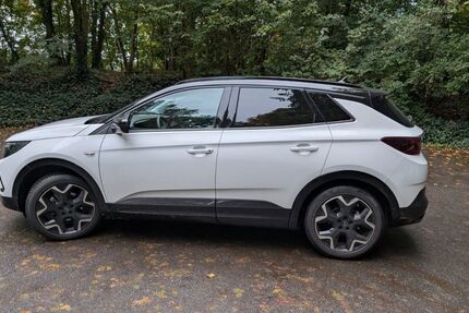 Opel Grandland (X) 9.500 km 28.899 € Dorsten 46286