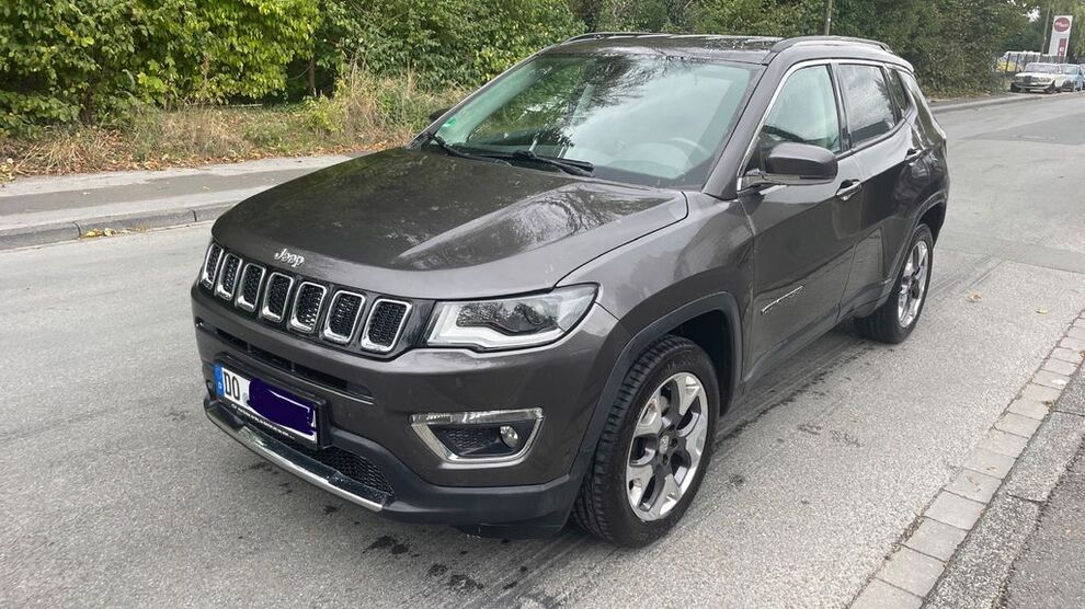 Jeep Compass 125.000 km 15.500 € Dortmund 44269