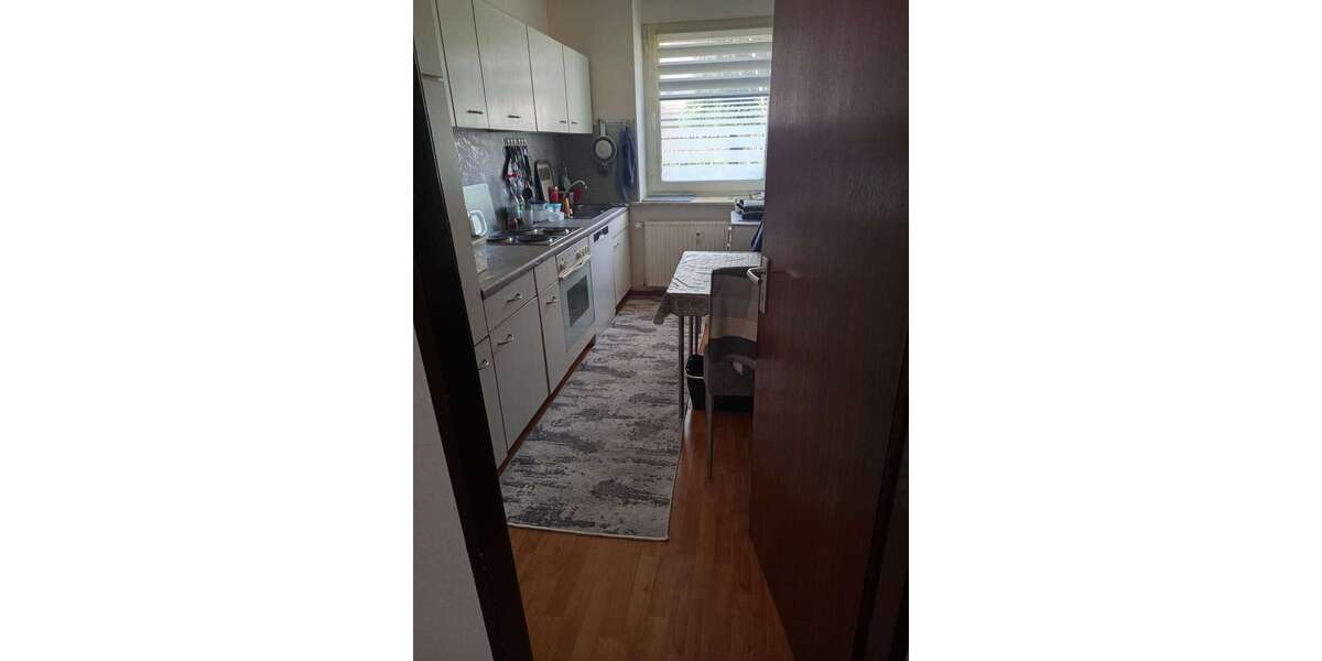 Etagenwohnung Gelsenkirchen Bismarck - 3 Zimmer, 72 m&sup2;, 500&euro; | Angebot:25422101