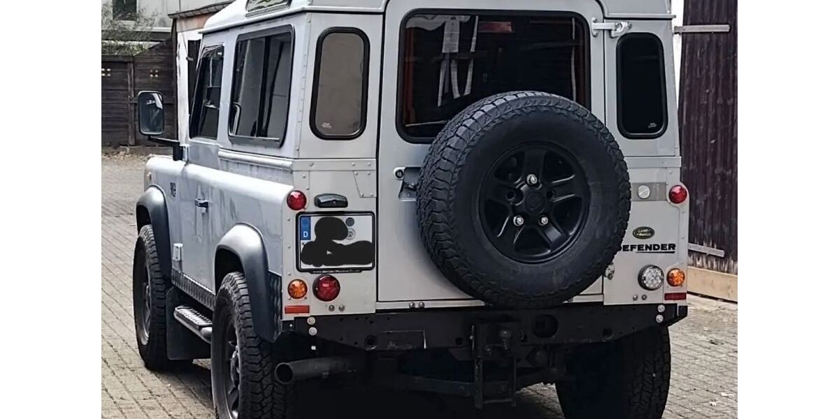 Land Rover Defender 175.000 km 39.500 &euro; Essen 45259
