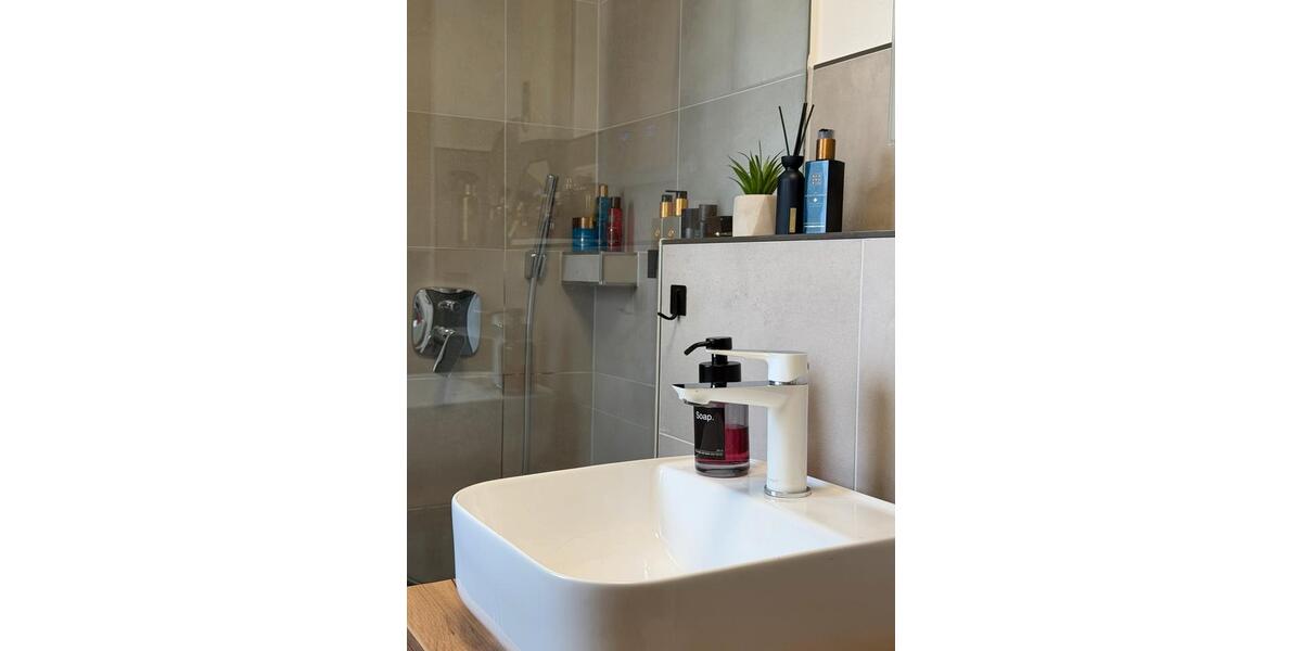 Etagenwohnung Bochum Bochum-Mitte - 3.5 Zimmer, 70 m&sup2;, 235.000&euro; | Angebot:27082819