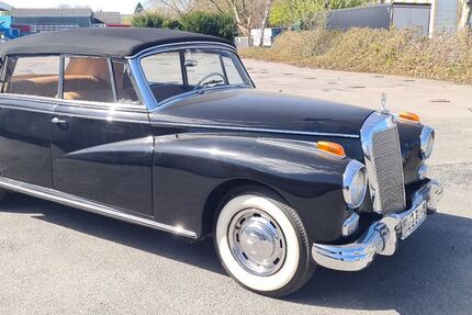 Mercedes-Benz 300 94.500 km 127.000 &euro; Dortmund 44143