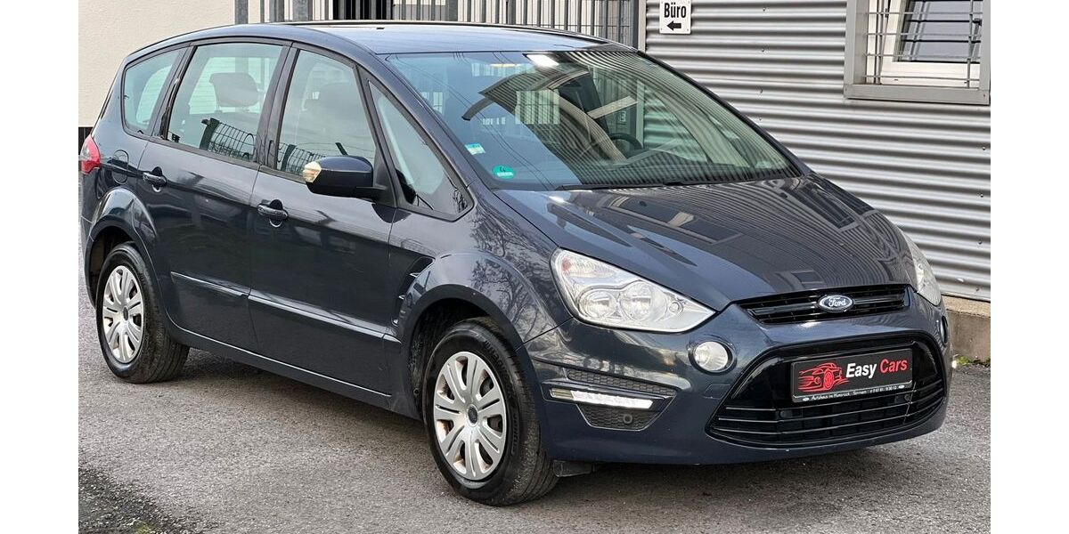 Ford S-Max 176.000 km 5.800 &euro; Essen 45329