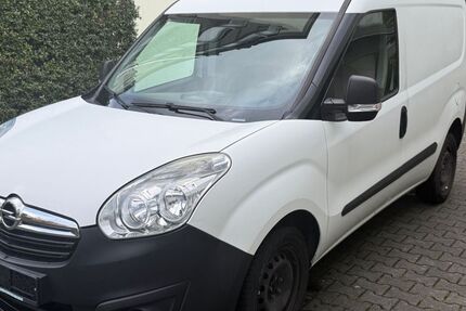 Opel Combo 101.607 km 7.298 € Velbert 42551