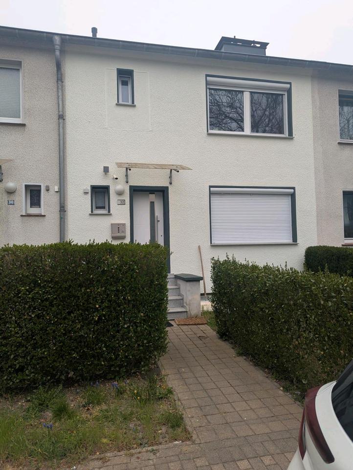 Reihenmittelhaus in der Nähe des Phönix Sees und der Gartenstadt
