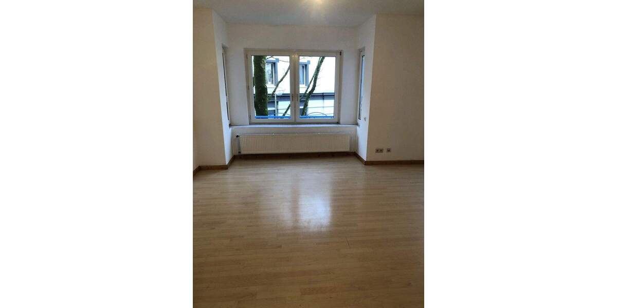 Etagenwohnung Witten Mitte - 2 Zimmer, 65 m&sup2;, 450&euro; | Angebot:25802378
