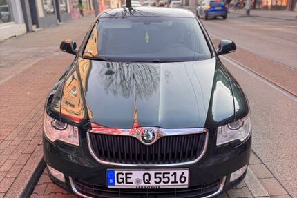 Skoda Superb 280.000 km 4.400 &euro; Dortmund 44145