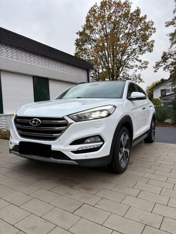 Hyundai TUCSON 105.000 km 18.900 € Nordkirchen 59394