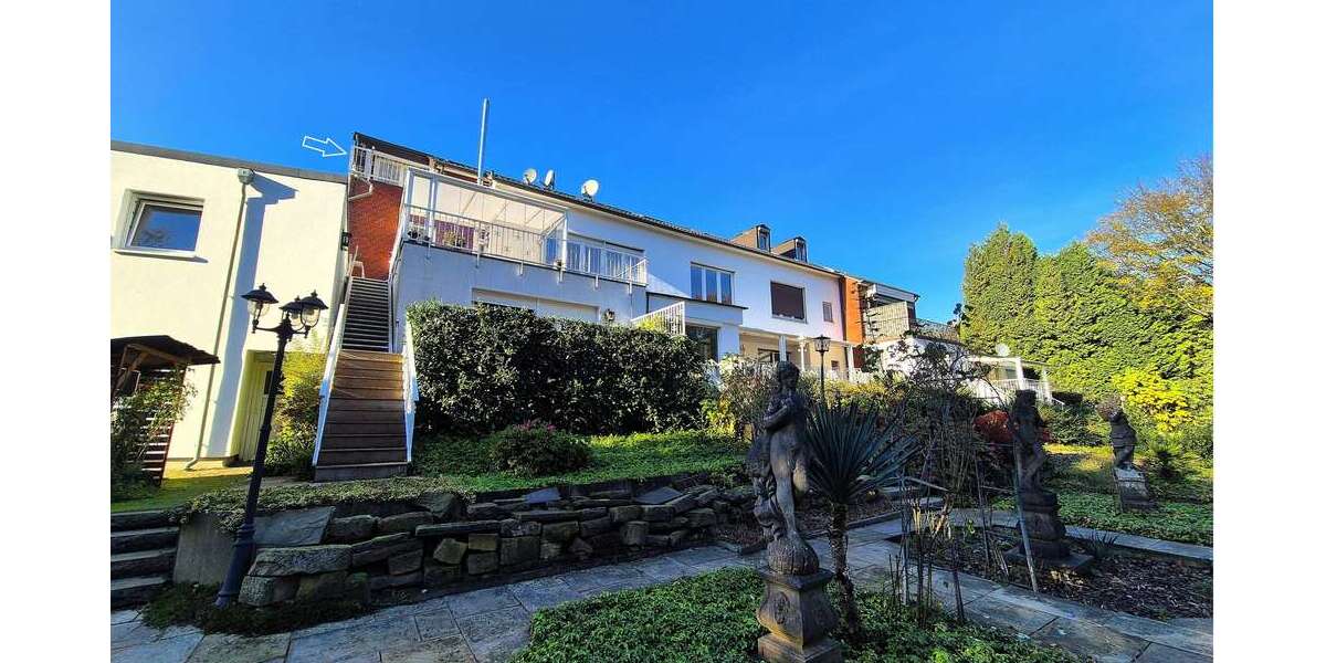 Etagenwohnung Gelsenkirchen Buer - 4.5 Zimmer, 110 m&sup2;, 900&euro; | Angebot:26868901