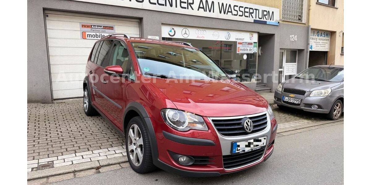 VW Touran 173.500 km 4.490 &euro; Essen 45139