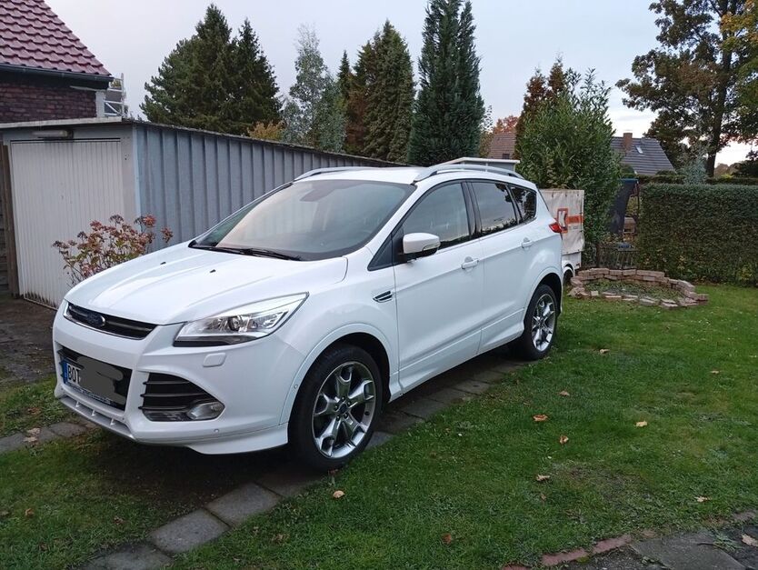 Ford Kuga 40.014 km 15.200 € Bottrop 46236