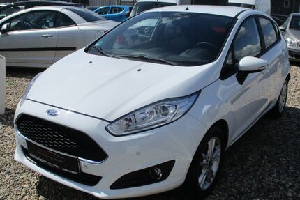 Ford Fiesta 171.255 km 2.999 € Selm 59379