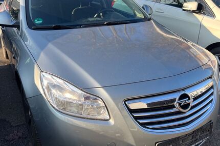 Opel Insignia 181.000 km 3.999 &euro; Recklinghausen 45663