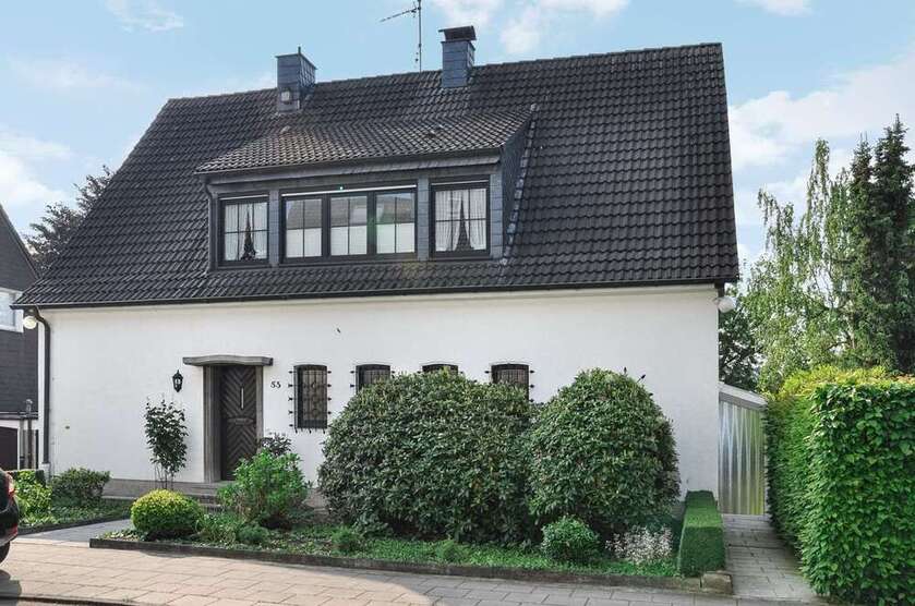 Haus zum Kaufen in Essen 1.180.000 € 206 m²