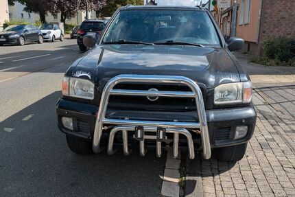 Nissan Pathfinder 300.000 km 2.799 € Essen 45359