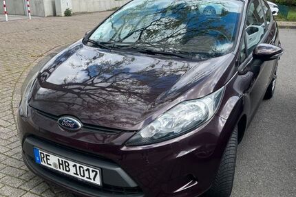 Ford Fiesta 72.000 km 3.800 &euro; Oer-Erkenschwick 45739