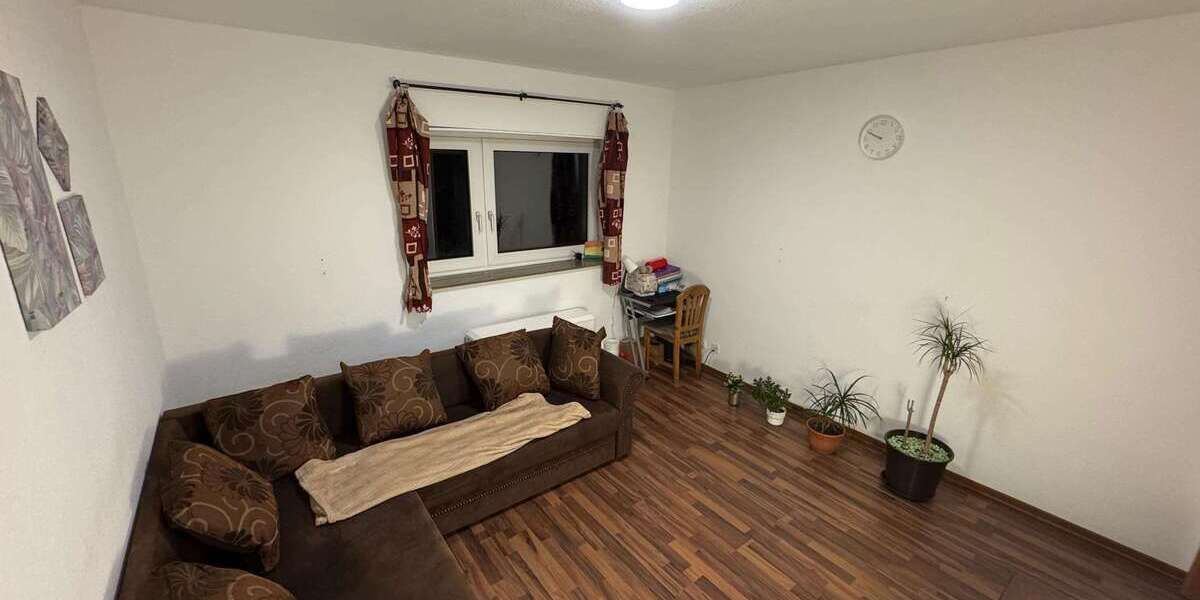 Etagenwohnung Essen Stadtbezirk VII - 2 Zimmer, 42 m&sup2;, 450&euro; | Angebot:27000440