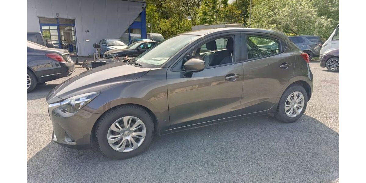 Mazda 2 86.000 km 7.990 &euro; Recklinghausen 45659