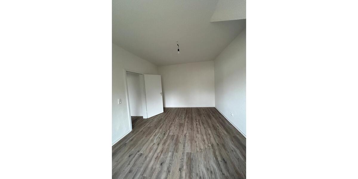 Dachgeschoßwohnung Recklinghausen Berghausen - 4.5 Zimmer, 81 m&sup2;, 1.050&euro; | Angebot:24549453