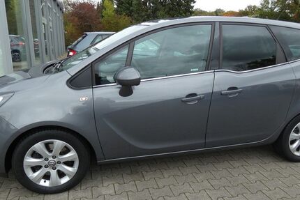 Opel Meriva 93.000 km 7.900 € Bergkamen 59192