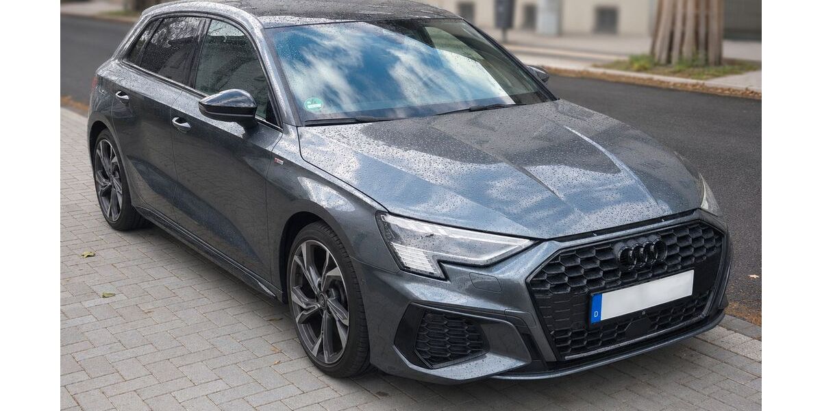 Audi A3 27.700 km 32.999 &euro; Oberhausen 46049