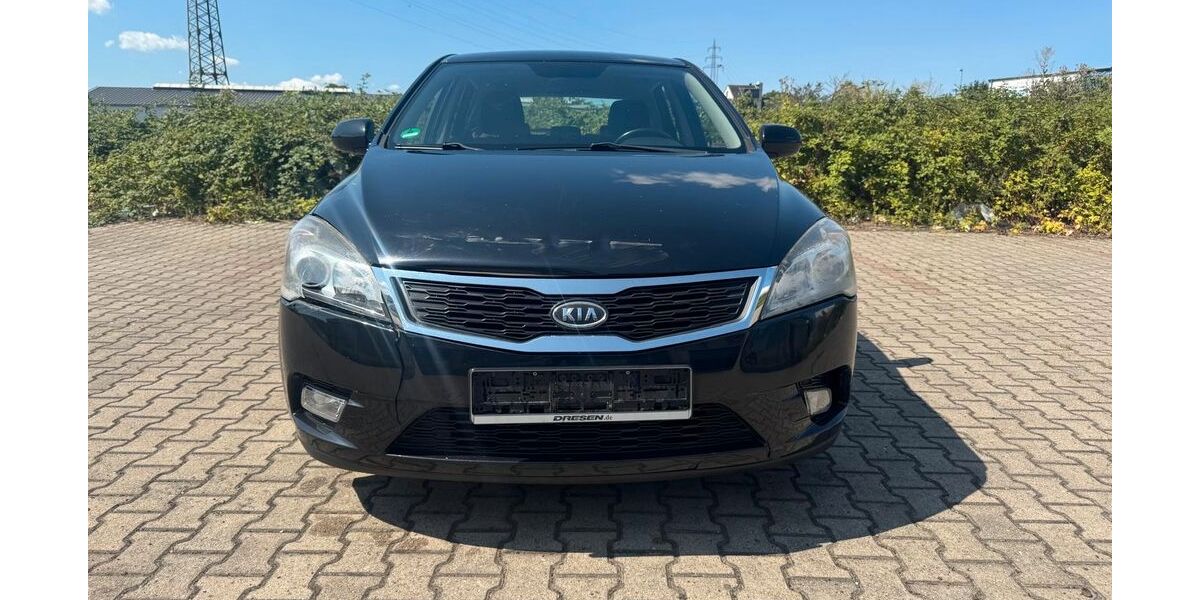 Kia ceed / Ceed 154.074 km 1.800 &euro; Dortmund 44287