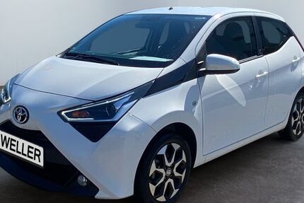 Toyota Aygo (X) 16.800 km 10.690 € Dortmund 44143