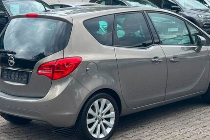 Opel Meriva 130.222 km 4.499 &euro; Recklinghausen 45665
