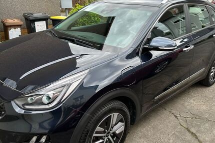 Kia Niro 81.000 km 17.500 &euro; Dortmund 44143