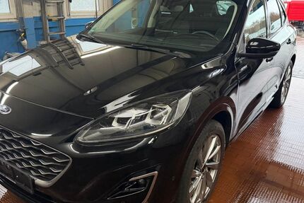 Ford Kuga 34.815 km 24.490 &euro; Oberhausen-Osterfeld 46117