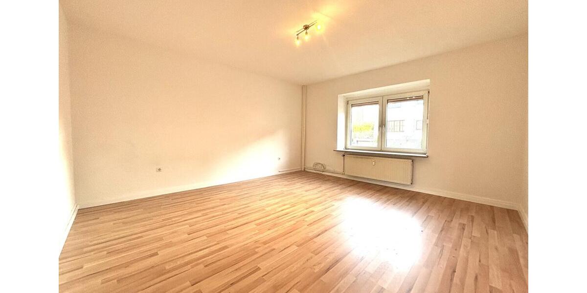 Erdgeschoßwohnung Bochum Eppendorf - 3.5 Zimmer, 84 m&sup2;, 800&euro; | Angebot:24764489