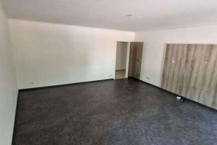Wohnung zum Kaufen in Oberhausen 120.000 € 66.12 m²