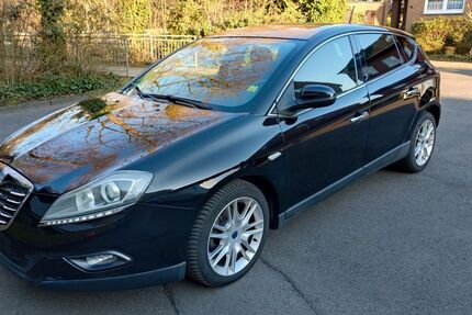 Lancia Delta 123.000 km 4.450 &euro; Waltrop 45731