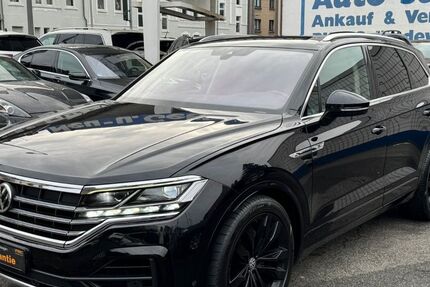 VW Touareg 116.900 km 39.800 € Oberhausen 46045
