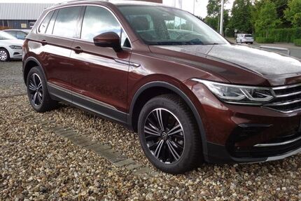 VW Tiguan 72.041 km 35.390 &euro; Selm 59379