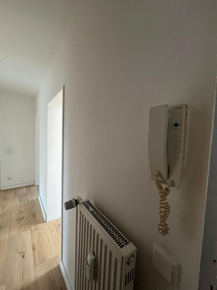 **RESERVIERTANFRAGENSTOP** Schöne 3-Zimmer Wohnung mit Balkon- Ideal für Paare! zimmer