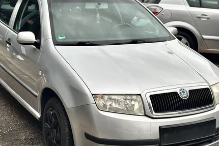 Skoda Fabia 189.000 km 2.290 &euro; Essen 45145
