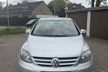 VW Golf 232.000 km 2.799 &euro; Oberhausen 46149