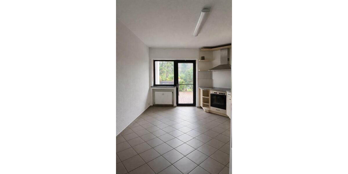 Erdgeschoßwohnung Oberhausen Biefang - 3 Zimmer, 100 m&sup2;, 1.150&euro; | Angebot:24780186