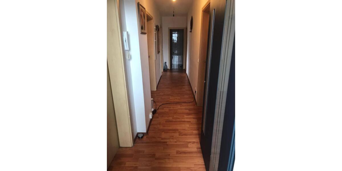 Gladbeck-Mitte DG 82 ² Wohn. 3 Schlafz. 2.Badz. zum 01.01.2026 5 zimmer