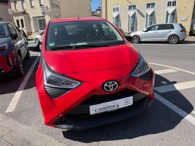 Toyota Aygo (X) 58.110 km 9.900 &euro; Datteln 45711