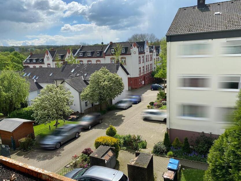 Luxuriöse Wohnung Eigentumswohnung m. Balkon & Garage + Parkplatz zimmer