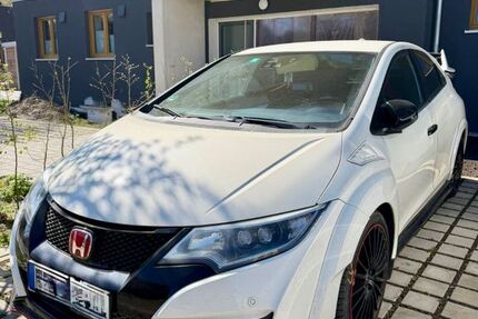 Honda Civic 170.600 km 18.299 &euro; Oberhausen 46119