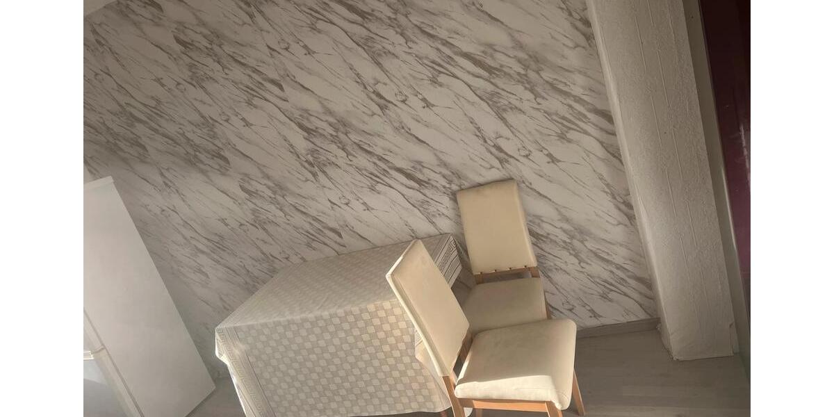 Etagenwohnung Gelsenkirchen Ückendorf - 4 Zimmer, 110 m&sup2;, 1.100&euro; | Angebot:24584064