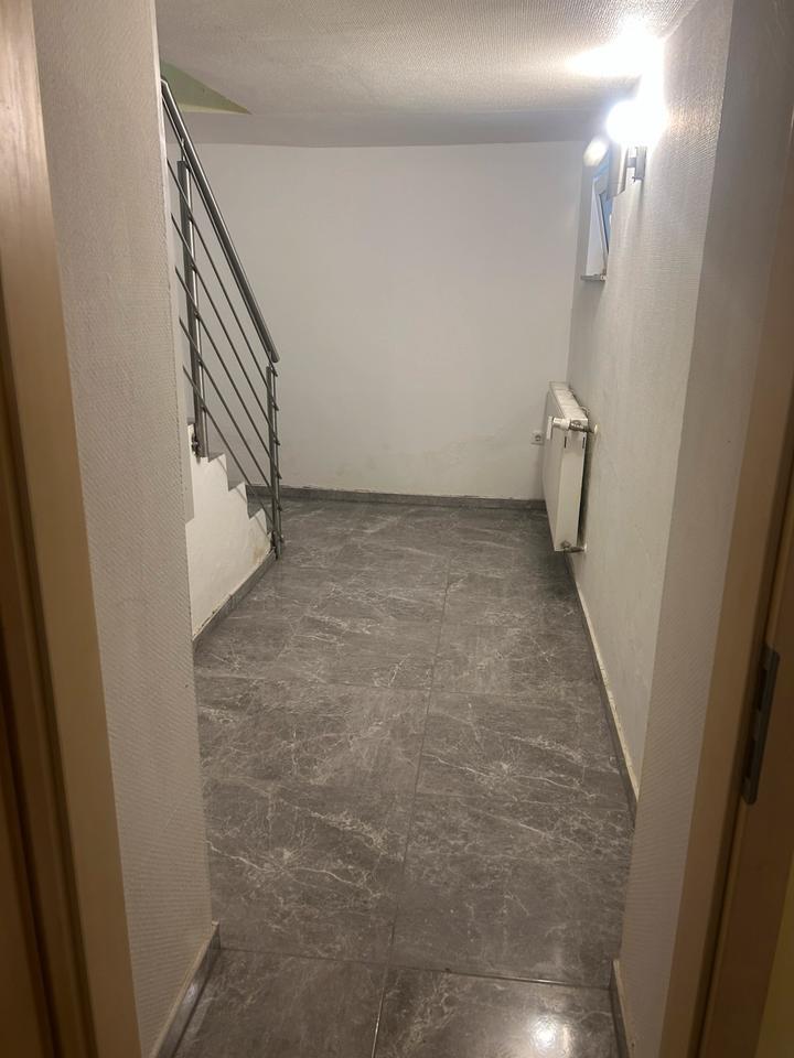 Haus mieten mit Gar4 Personen bevorzugt!!!&&.. zimmer