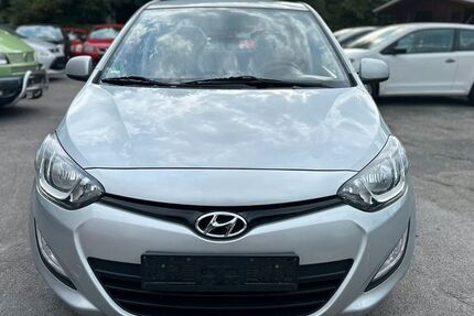 Hyundai i20 44.000 km 5.999 € Essen 45359
